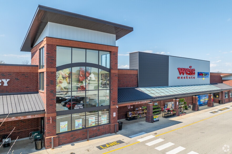 200 W Ridge Pike, Conshohocken, PA for lease - Building Photo - Image 3 of 15