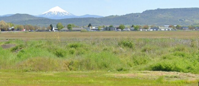 Plus de détails pour 4912 Table Rock Rd, Medford, OR - Terrain à vendre