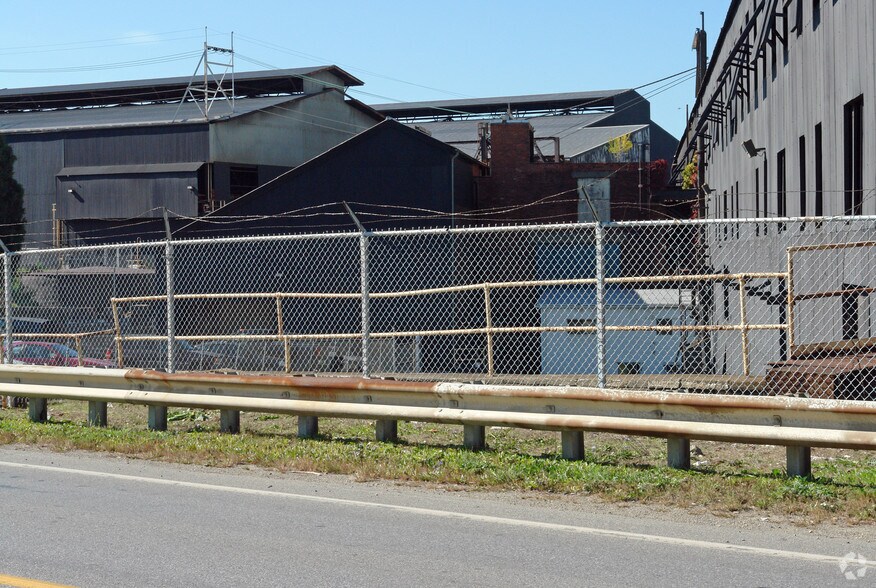 900 Conshohocken Rd, Conshohocken, PA à vendre - Photo du bâtiment - Image 2 de 2