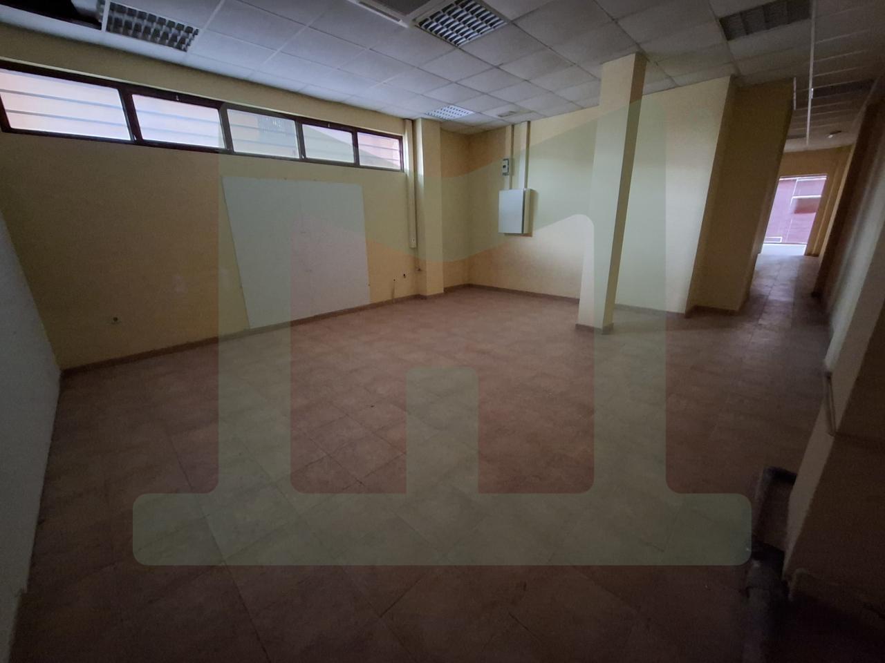 Retail in Parla, Madrid for lease Interior Photo- Image 1 of 8