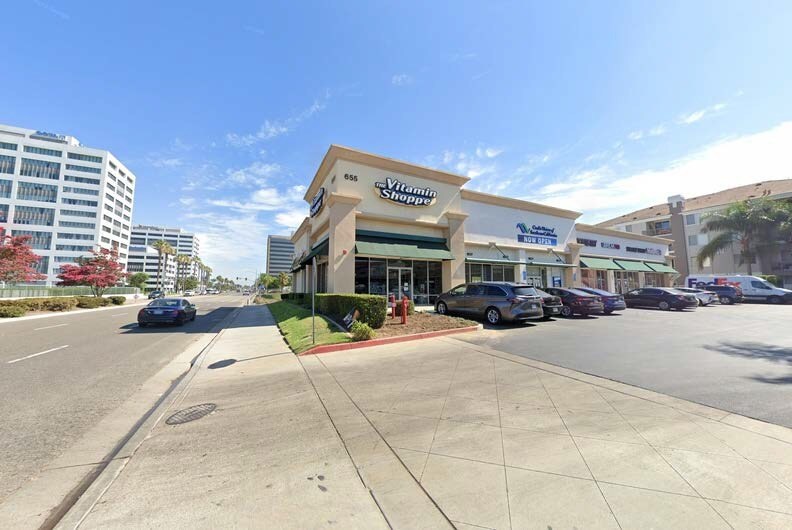 655-691 S Main St, Orange, CA à louer - Photo du bâtiment - Image 1 de 6