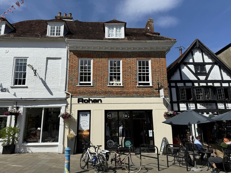 24 The Sq, Winchester for lease - Building Photo - Image 2 of 12