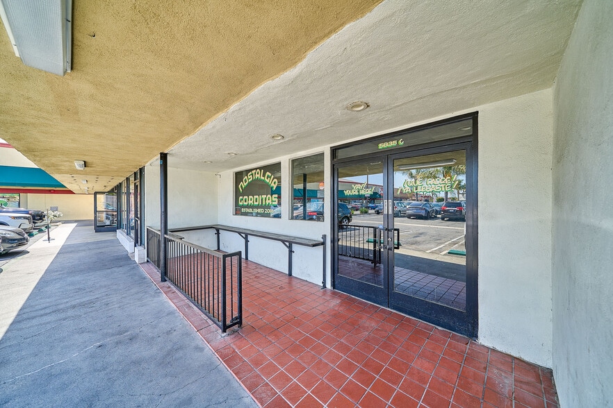 5845 Bellflower Unit C blvd, Lakewood, CA for lease - Building Photo - Image 2 of 29
