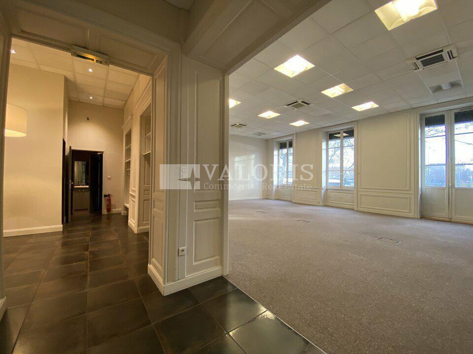 Office in Lyon for lease Building Photo- Image 1 of 10