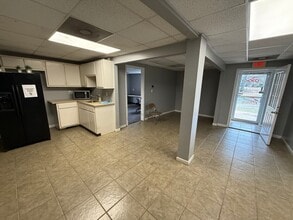 1860 Joy Lake Rd, Morrow, GA for lease Interior Photo- Image 2 of 5