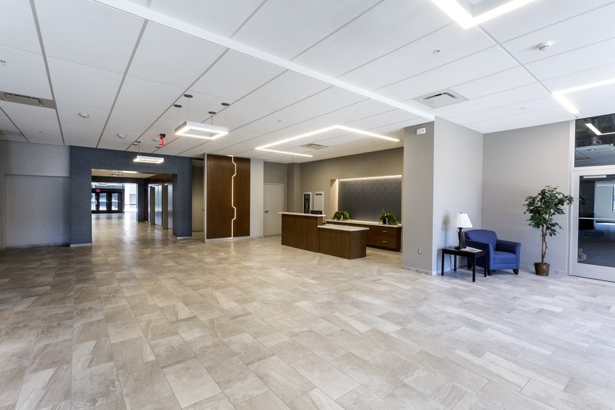 180 S Clinton Ave, Rochester, NY for lease - Interior Photo - Image 3 of 19