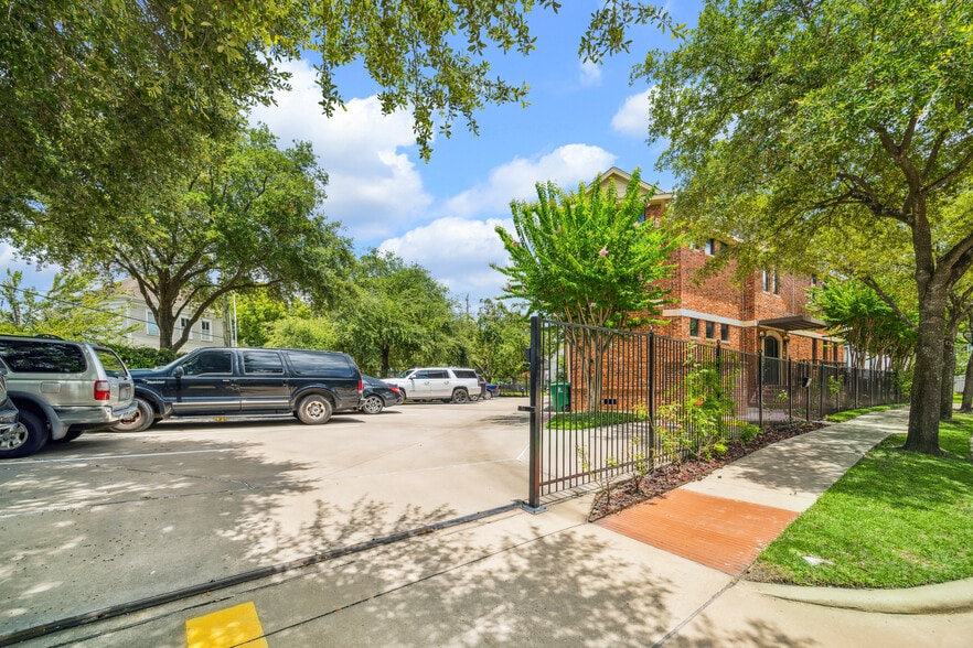 800 Sawyer St, Houston, TX à vendre - Photo du bâtiment - Image 3 de 18