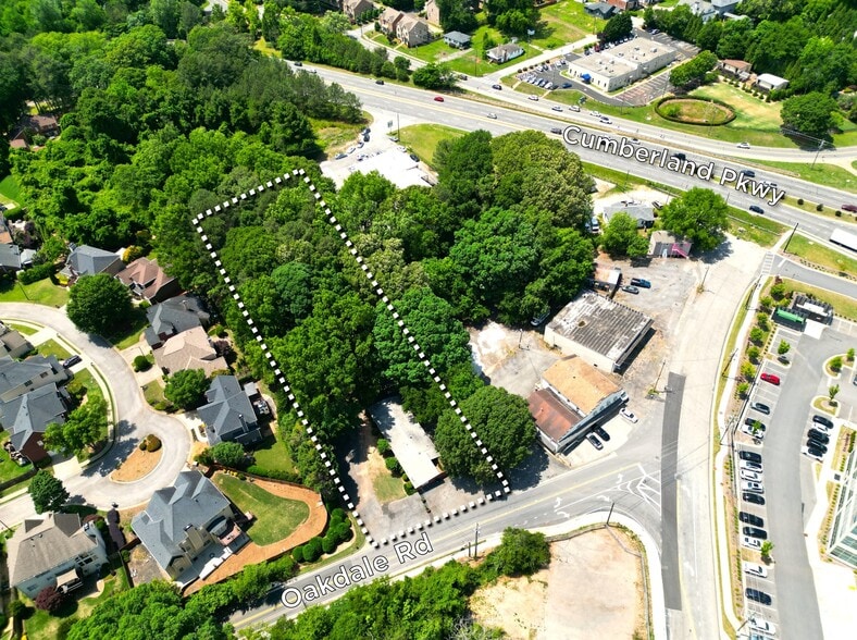 4384 SE Oakdale Rd, Smyrna, GA à vendre - Photo du bâtiment - Image 2 de 18