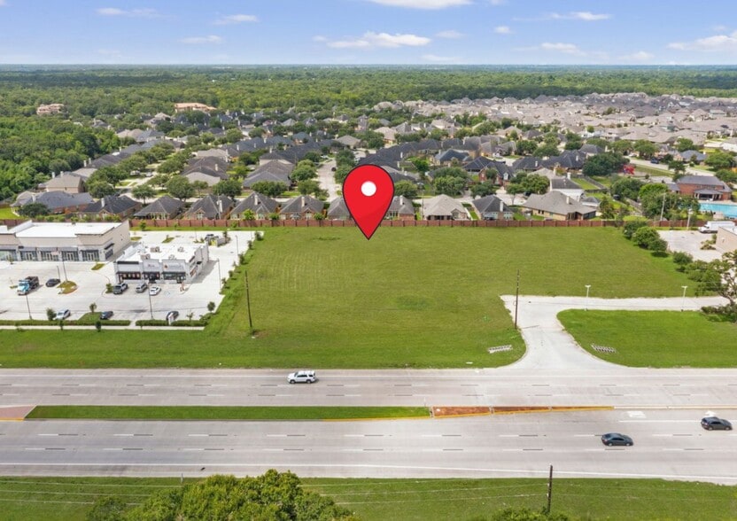 11600 Highway 6, Fresno, TX à vendre - Photo du bâtiment - Image 3 de 8