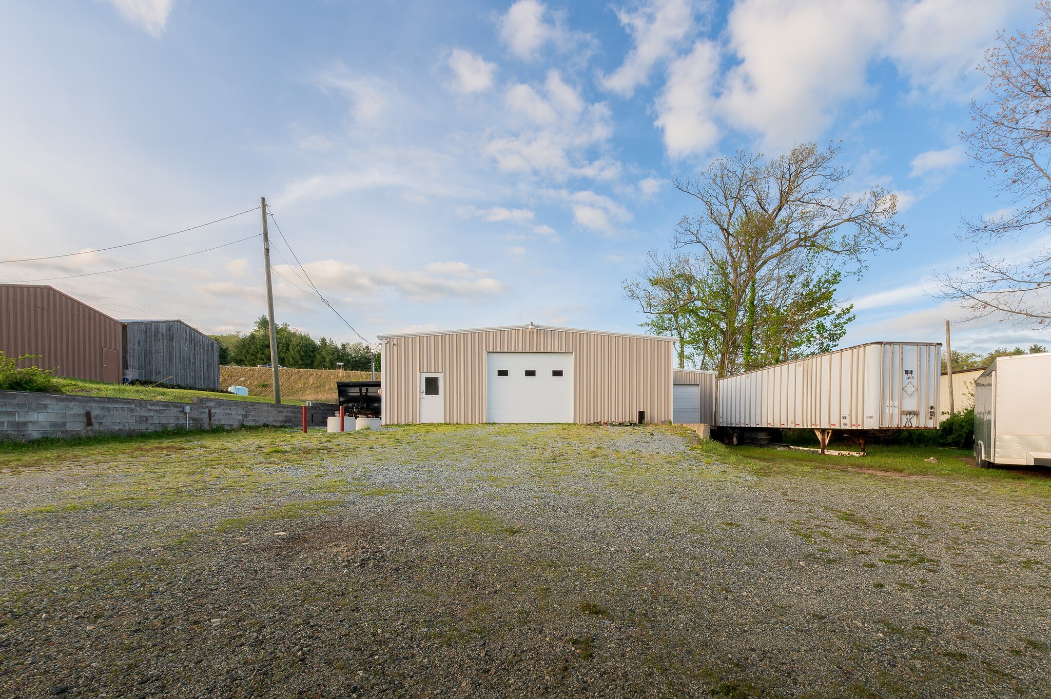 7371 Old US 421, Deep Gap, NC for lease Building Photo- Image 1 of 27
