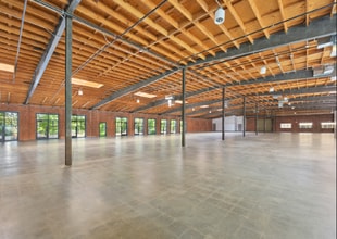 10113 Jefferson Blvd, Culver City, CA for lease Interior Photo- Image 2 of 9