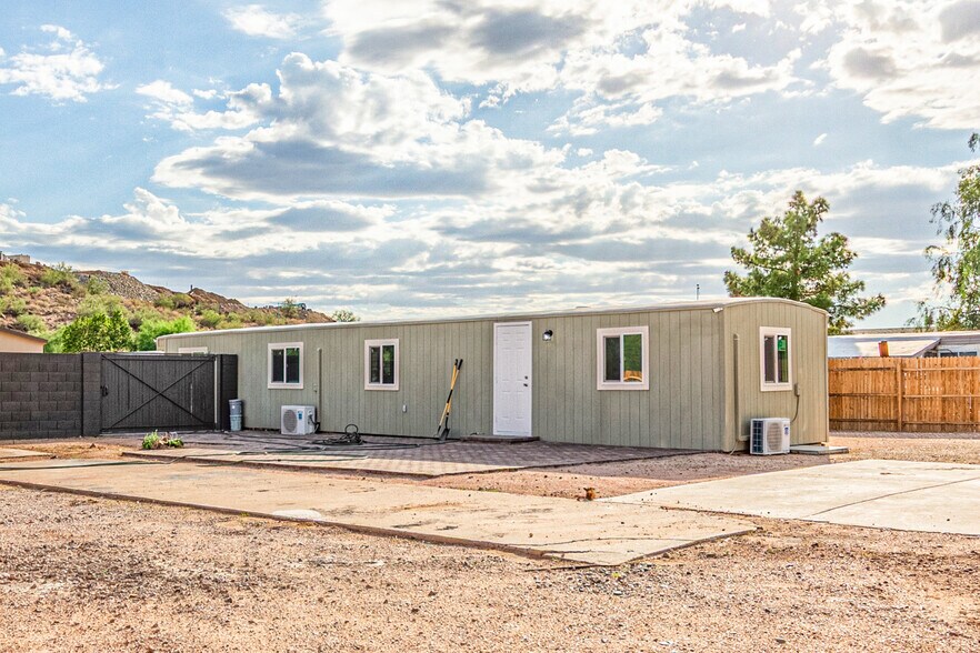 8232 E Albany St, Mesa, AZ à vendre - Photo du bâtiment - Image 2 de 21