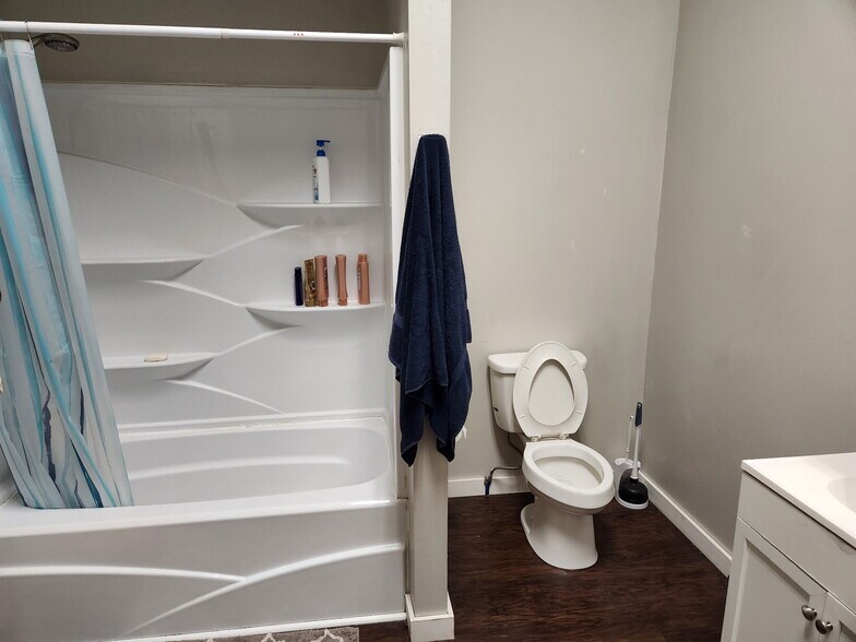 328 W Green St, Hazle Township, PA à vendre - Photo du bâtiment - Image 3 de 8