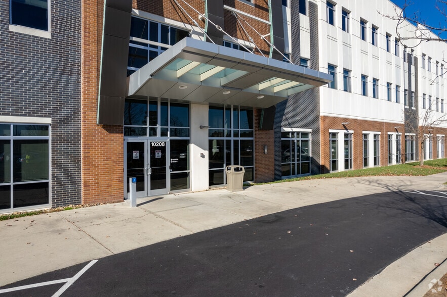 10208 Cerny St, Raleigh, NC for lease - Building Photo - Image 3 of 4