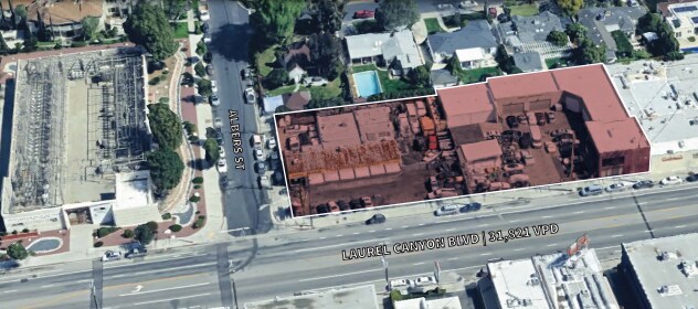 5452 Laurel Canyon Blvd, Valley Village, CA à vendre - Photo principale - Image 1 de 1