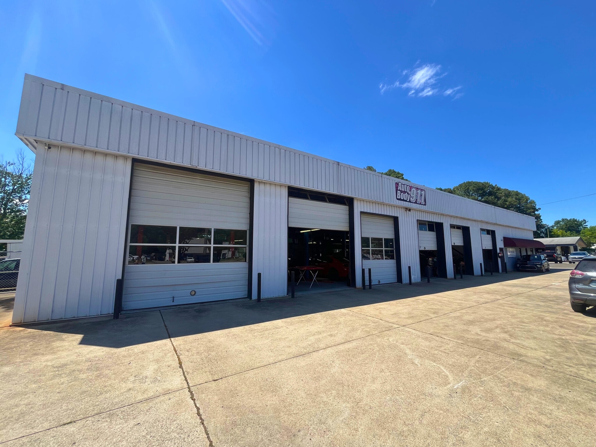 2734 S Wilmington St, Raleigh, NC à louer Photo du bâtiment- Image 1 de 1