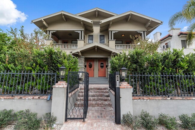 Plus de détails pour 1140 Lemoyne St, Los Angeles, CA - Multi-résidentiel à vendre