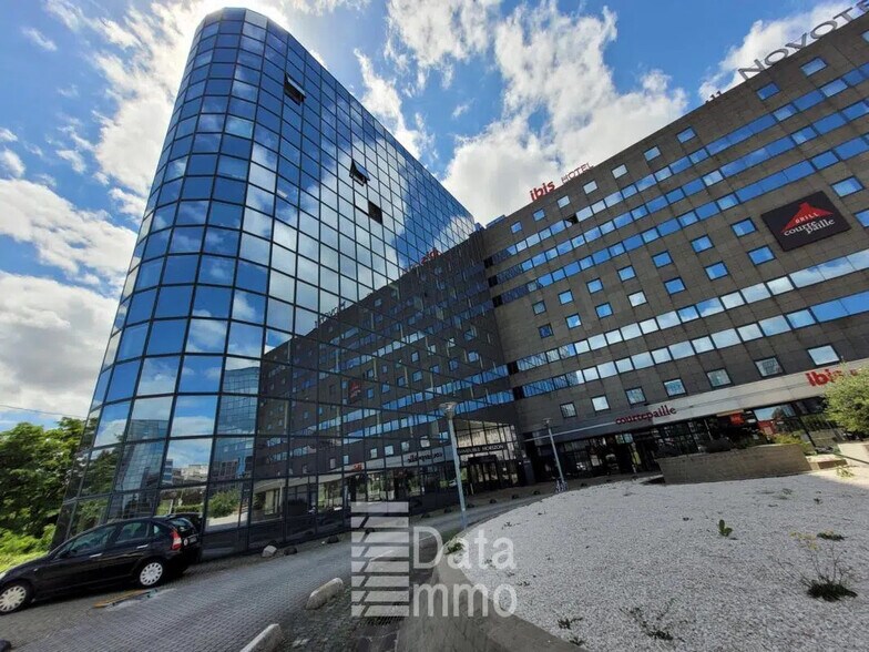 10 Allée Bienvenue, Noisy-le-Grand for lease - Building Photo - Image 2 of 12