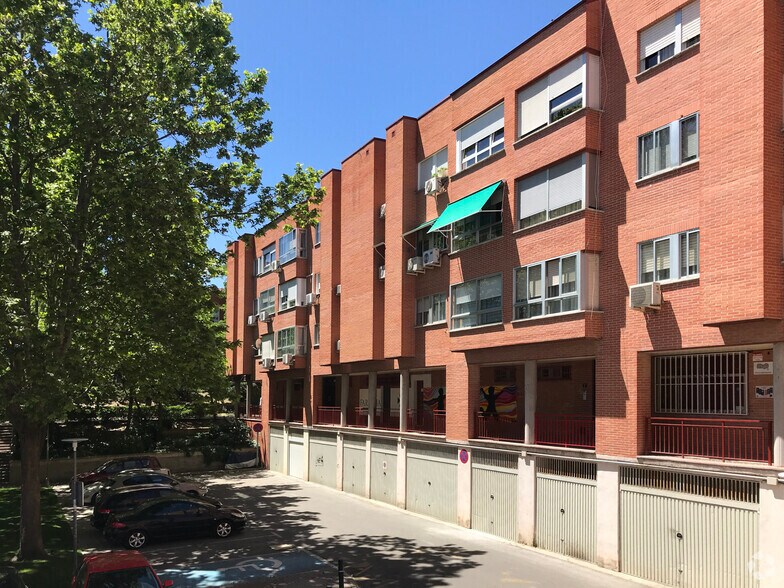 Plaza Clarín, 8, Rivas-Vaciamadrid, Madrid for lease - Building Photo - Image 1 of 5
