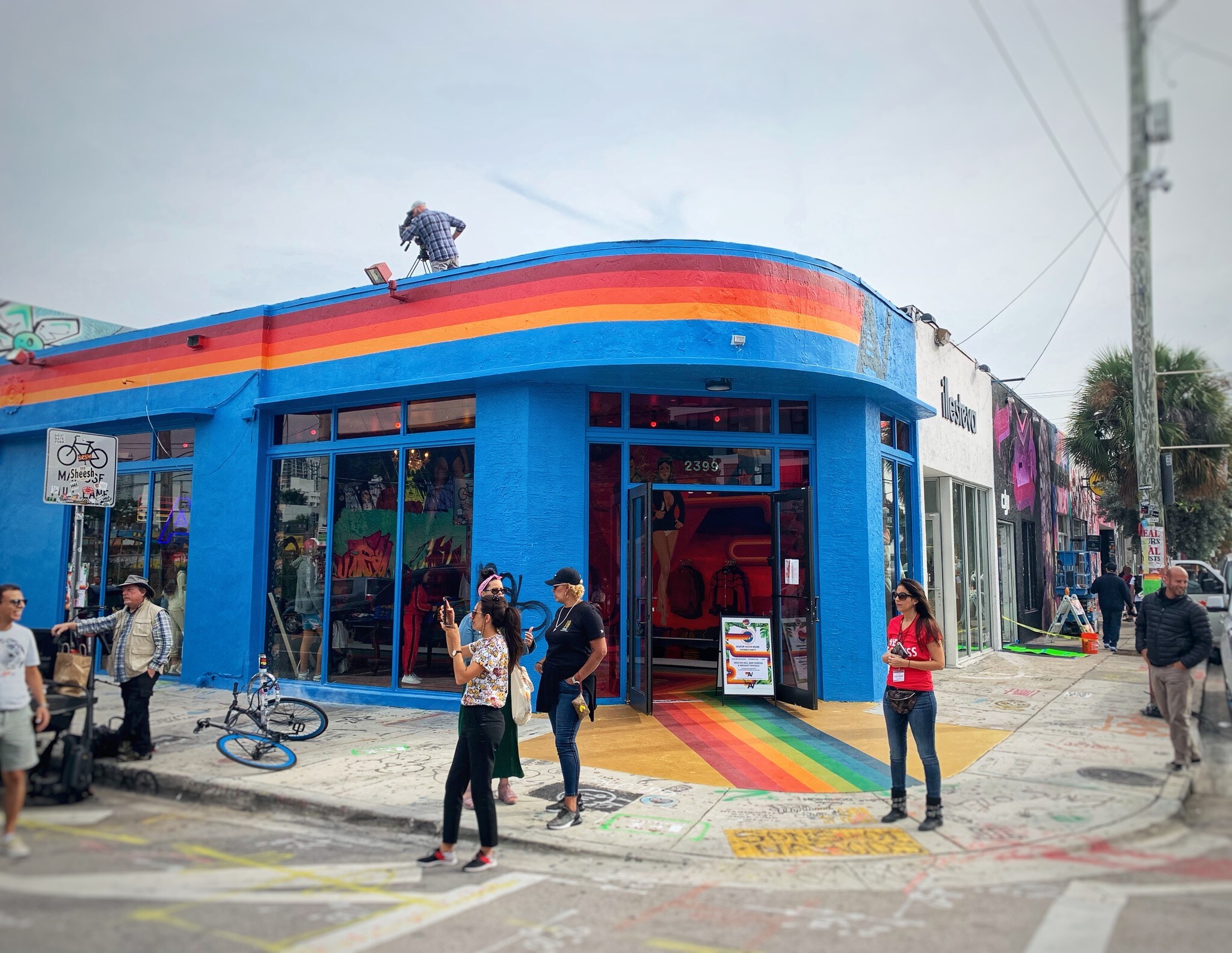 2399-175 NW 2nd Ave, Miami, FL à louer Photo du bâtiment- Image 1 de 13