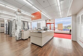 3295 Dufferin St, Toronto, ON à louer Photo intérieure- Image 1 de 7