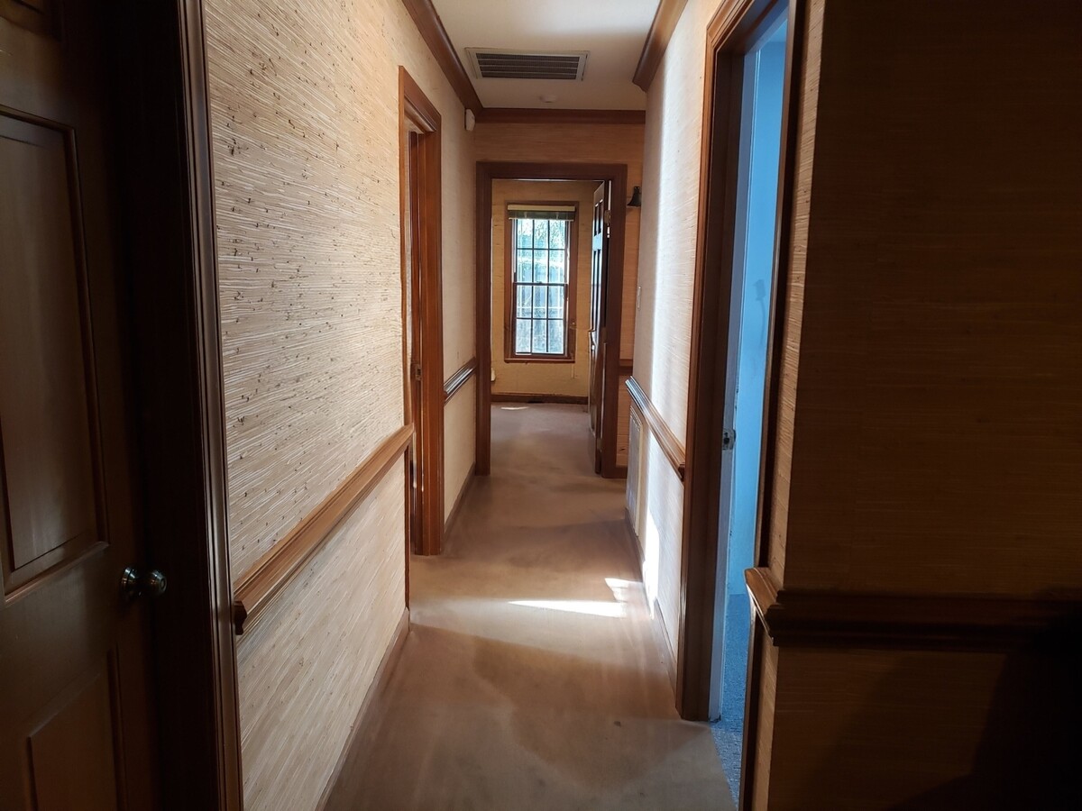 411 Andrews Rd, Durham, NC 27705 - Unit 110 & 120 - - Interior Photo - Image 2 of 13