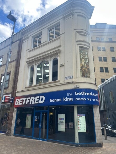 10 Bond St, Leeds for lease - Building Photo - Image 2 of 5