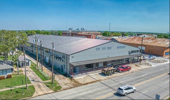 301 W Main St, Midlothian, TX à louer Photo du bâtiment- Image 1 de 20