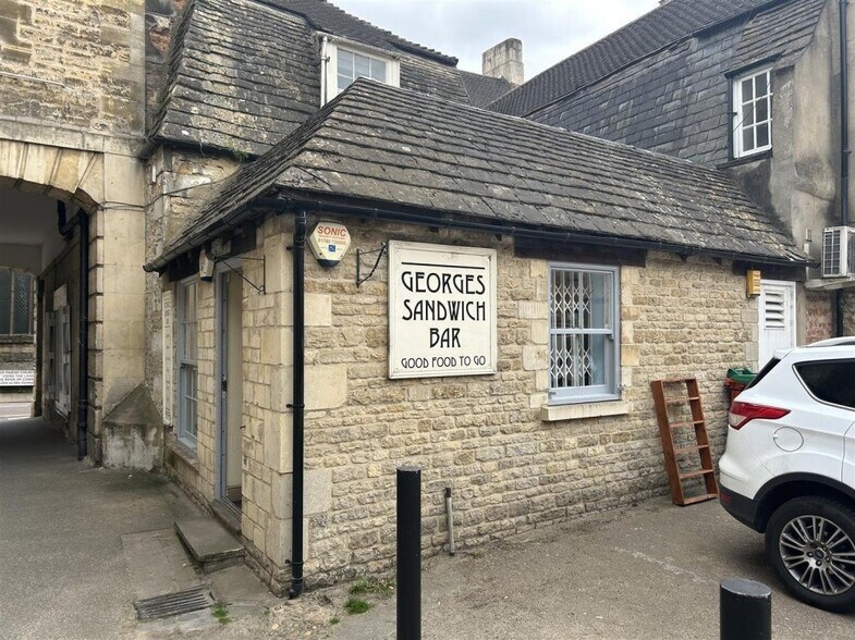 The Gatehouse, 15 St Mary's Street, Stamford à louer - Photo du bâtiment - Image 1 de 5