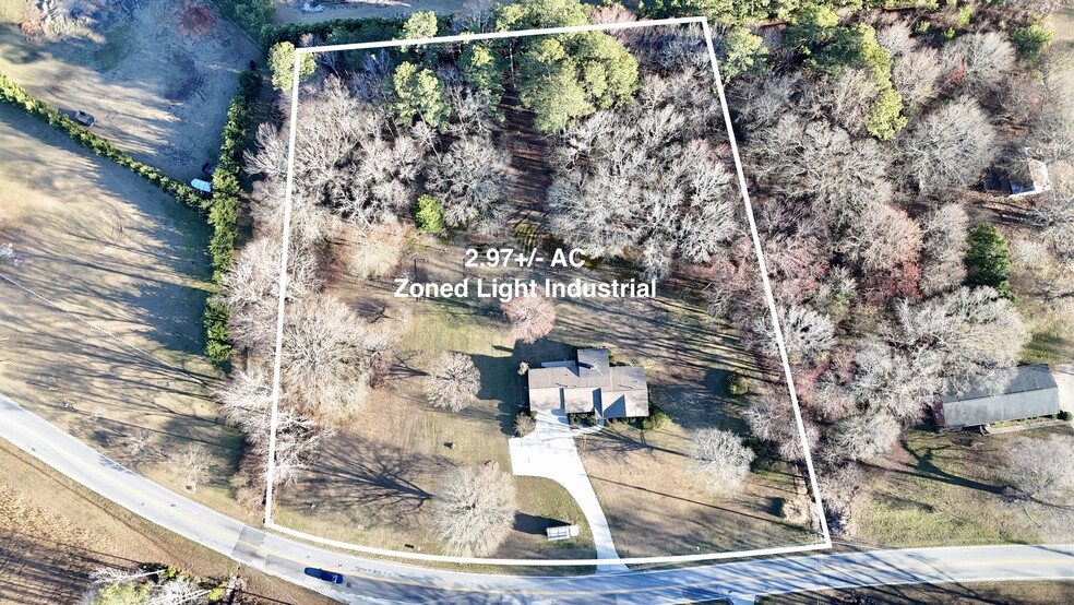 520 Brand Rd SW, Loganville, GA for sale - Primary Photo - Image 1 of 2