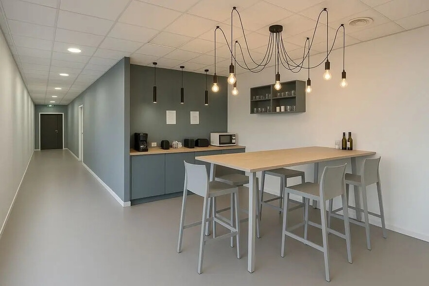 44-46 Rue Alphonse Penaud, Paris for lease - Building Photo - Image 3 of 11