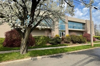 418 Meadow St, Fairfield, CT for lease Building Photo- Image 2 of 11