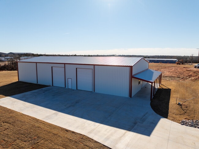 Plus de détails pour 11734 Blacksand Dr, Edmond, OK - Industriel à vendre