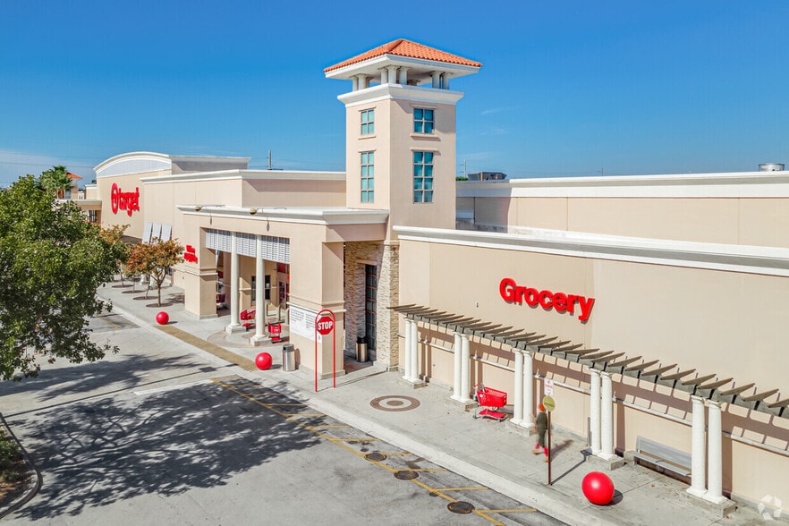 3401 Deer Creek Country Club Blvd, Deerfield Beach, FL for lease - Building Photo - Image 1 of 2