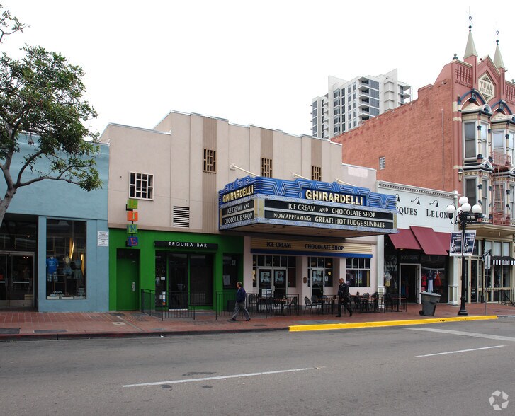 643 5th Ave, San Diego, CA à vendre - Photo principale - Image 1 de 12