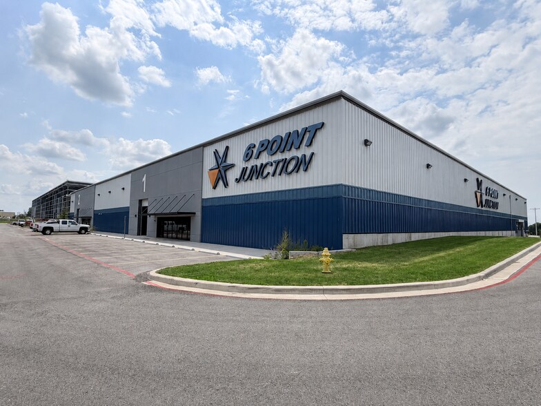 3570 Sawyer rd, Brookline, MO for lease - Building Photo - Image 2 of 24