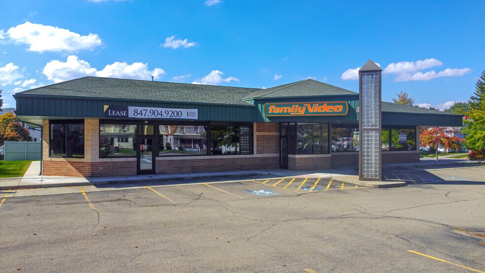 1011 College Ave, Elmira, NY for lease - Building Photo - Image 2 of 5