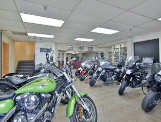 More details for 700 Boul Des Laurentides, Laval, QC - Industrial for Lease