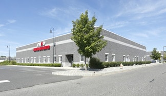 Plus de détails pour 200 Business Park Dr, Freehold, NJ - Local d'activités à louer