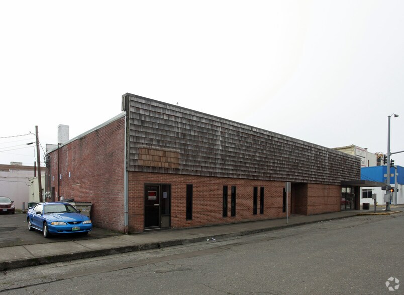 707 S Main St, Lebanon, OR à louer - Photo du bâtiment - Image 3 de 18