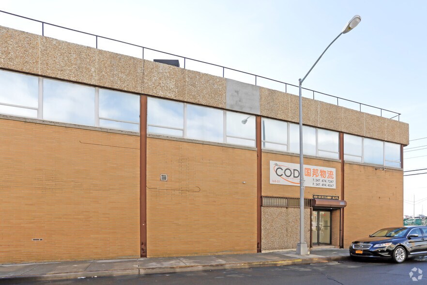 168-01 Rockaway Blvd, Jamaica, NY à louer - Photo du bâtiment - Image 2 de 4