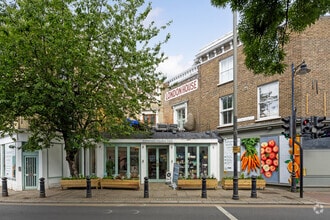 7-9 Battersea Sq, London for lease Building Photo- Image 2 of 3