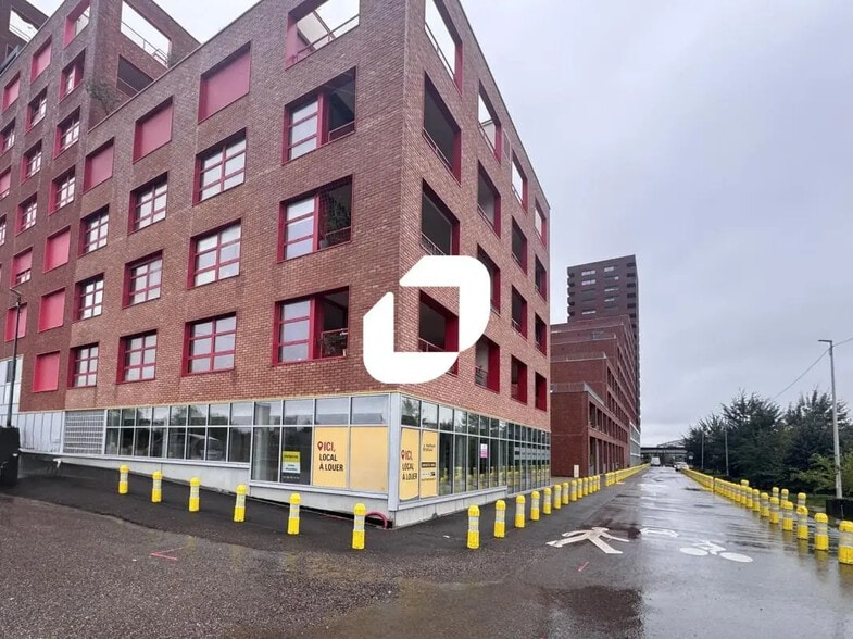 Office in Strasbourg for lease - Building Photo - Image 1 of 6