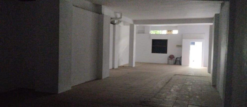 Retail in Córdoba, Córdoba for lease - Building Photo - Image 3 of 4