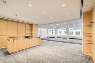 200 W Jackson Blvd, Chicago, IL for lease Interior Photo- Image 2 of 6