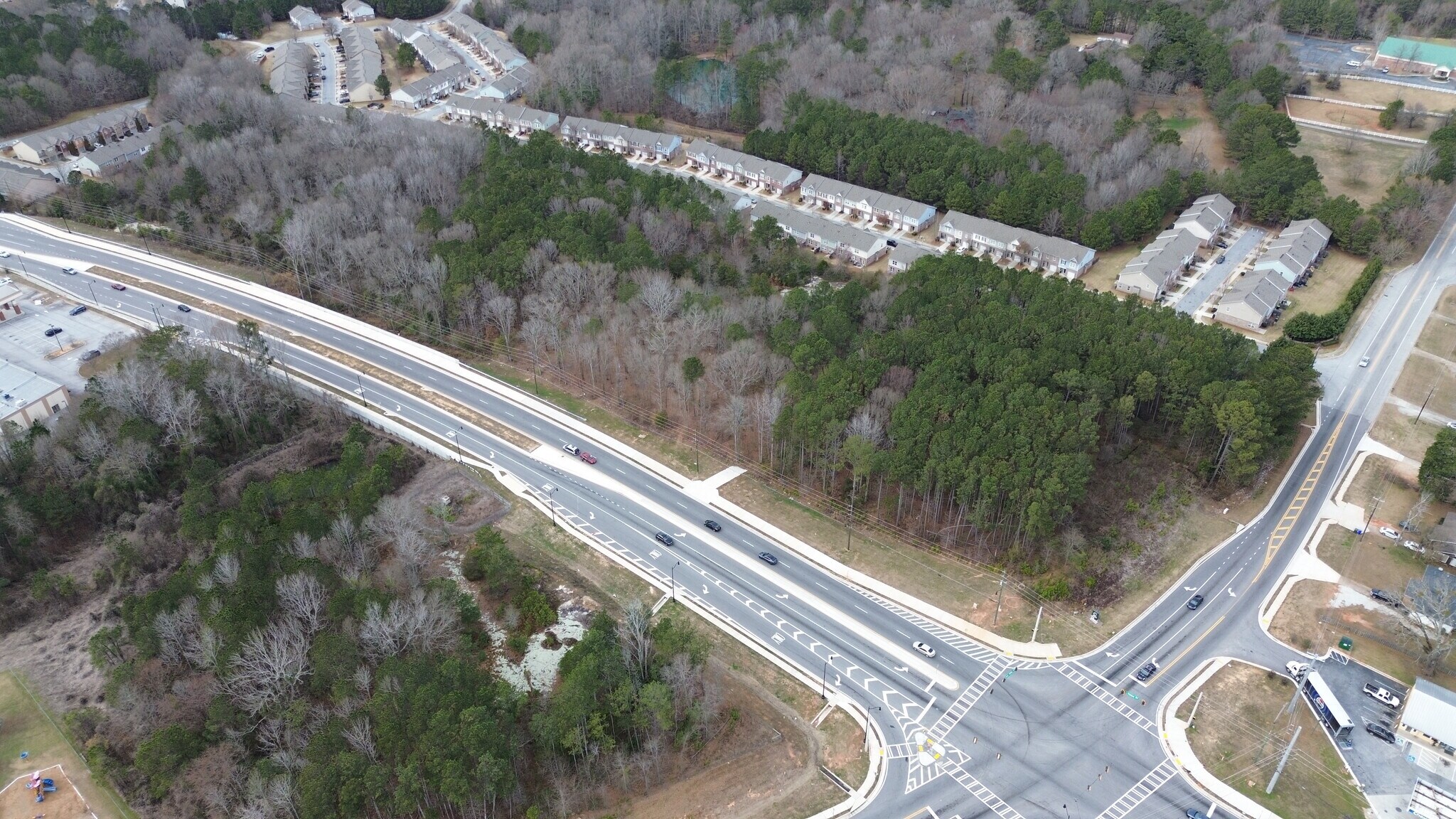 Sigman Rd, Conyers, GA à vendre Photo principale- Image 1 de 11