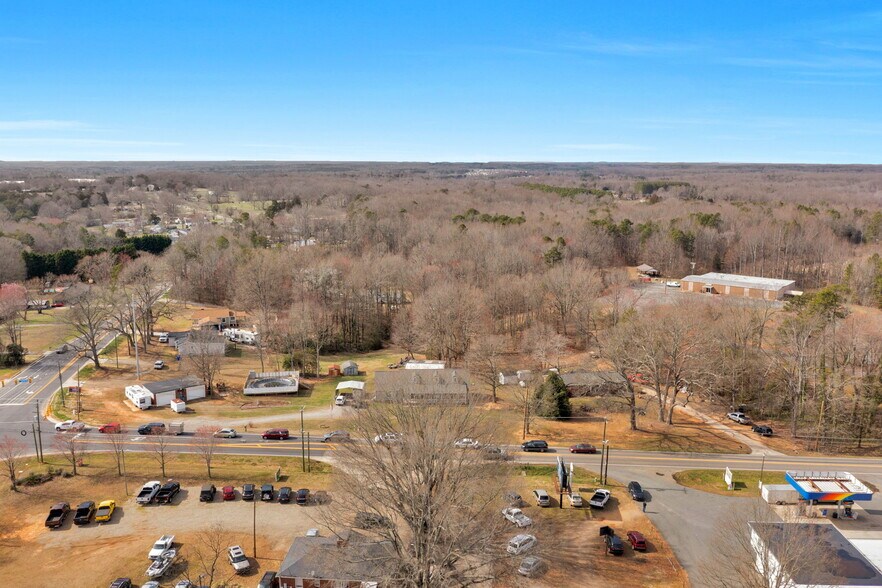 2138-2148 Charlotte Hwy, Mooresville, NC à vendre - Aérien - Image 2 de 12