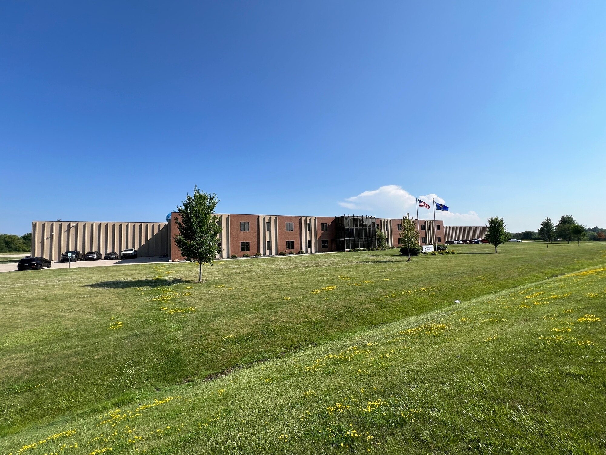 9201 Wilmot Rd, Pleasant Prairie, WI à louer Photo du bâtiment- Image 1 de 10