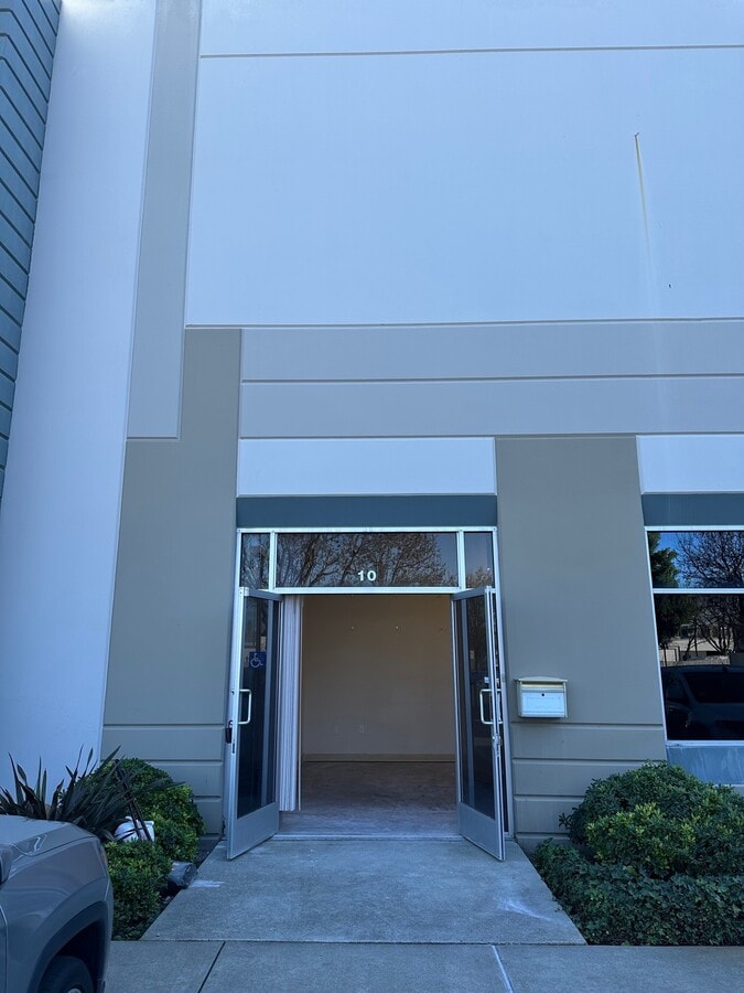 1939 Monterey Rd, San Jose, CA 95112 - Unité 10 - - Photo intérieure - Image 1 of 19