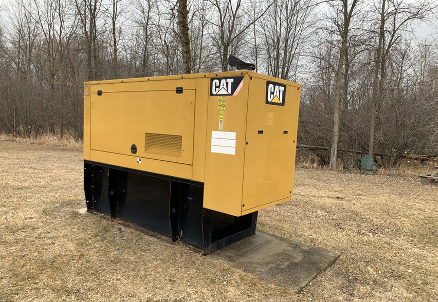 1301 Cheri Blvd, Marinette, WI for sale - Construction Photo - Image 2 of 10